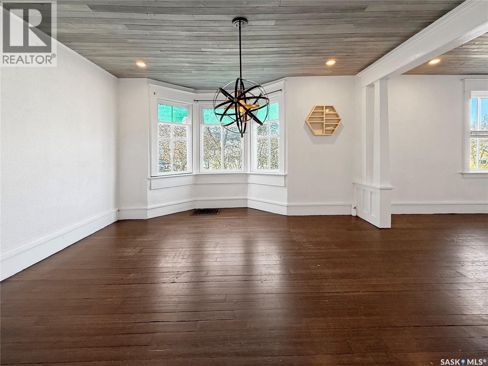 Single Family House for Sale in  th AVENUE NW Swift Current 