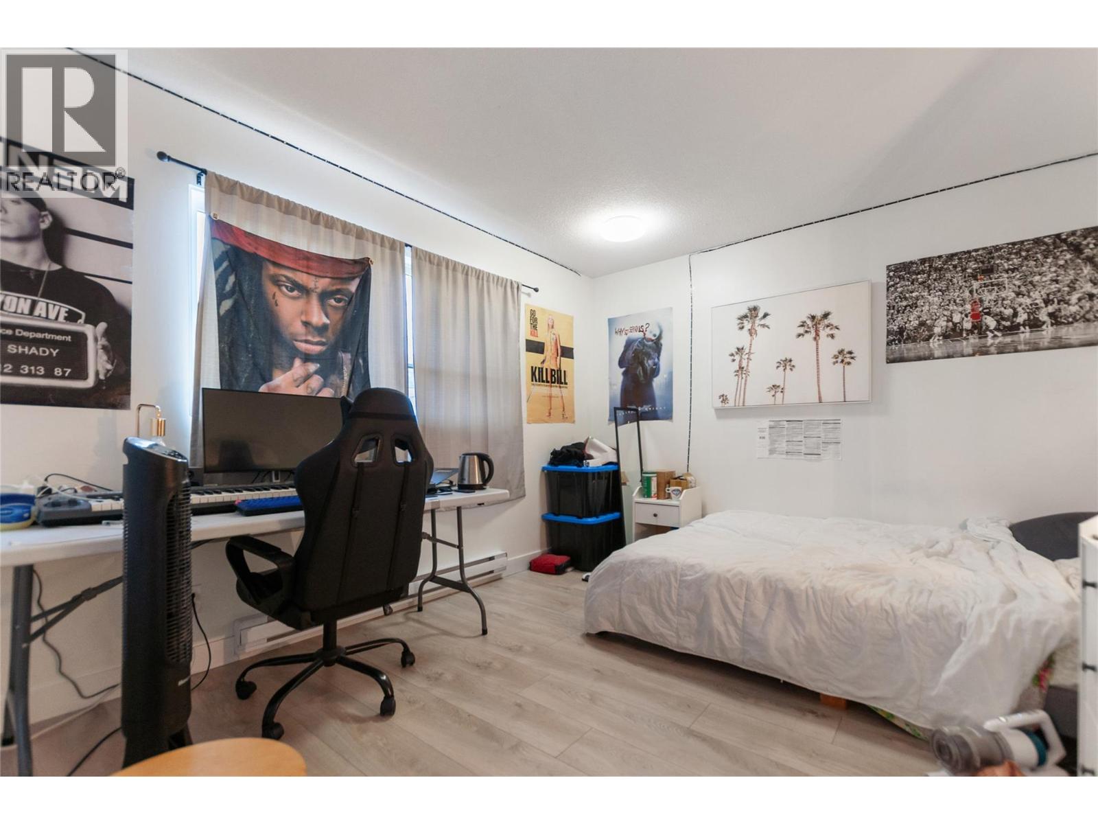 1611 ELM STREET E - 11