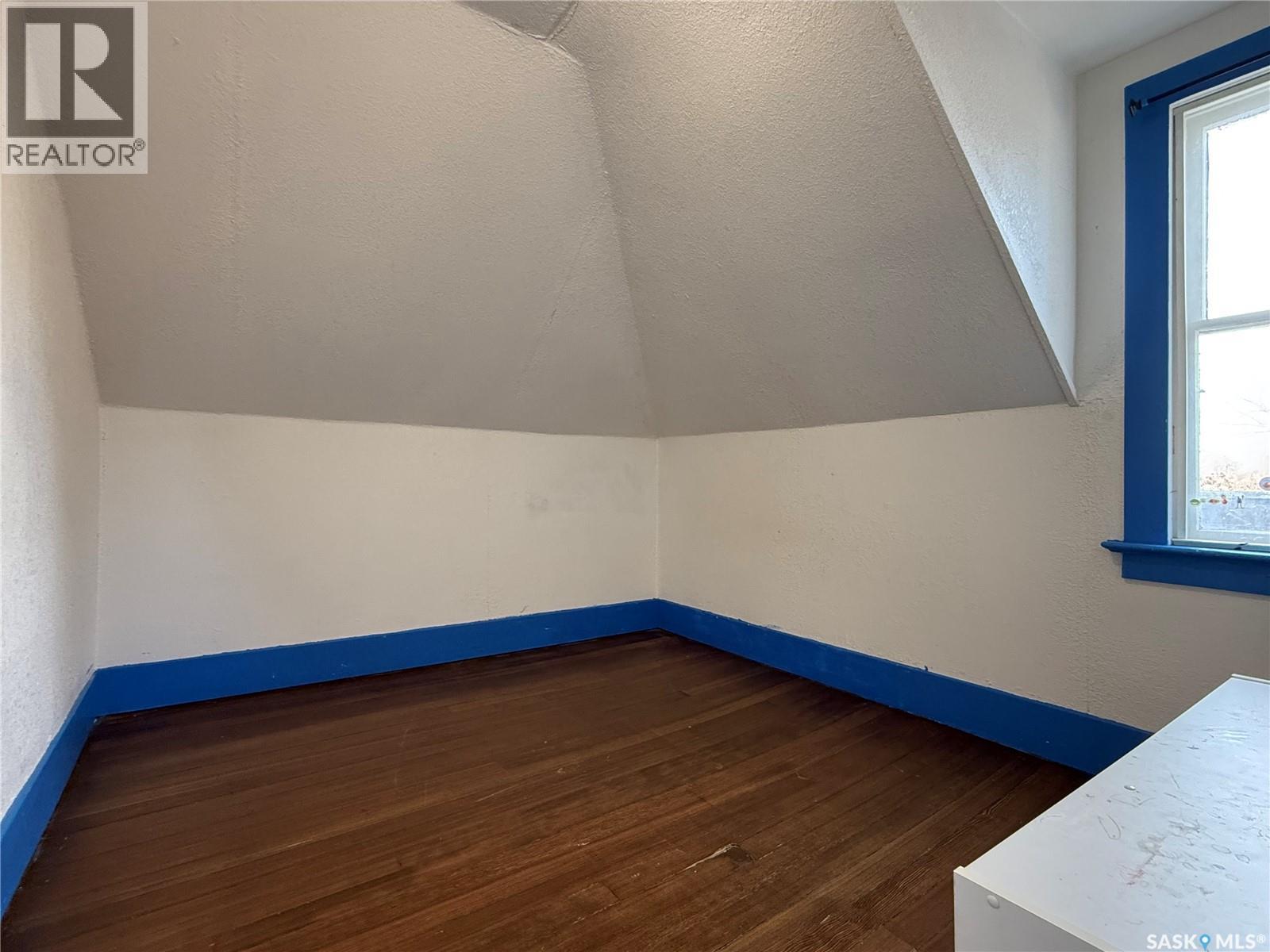 Single Family House for Sale in  th AVENUE NW Swift Current 