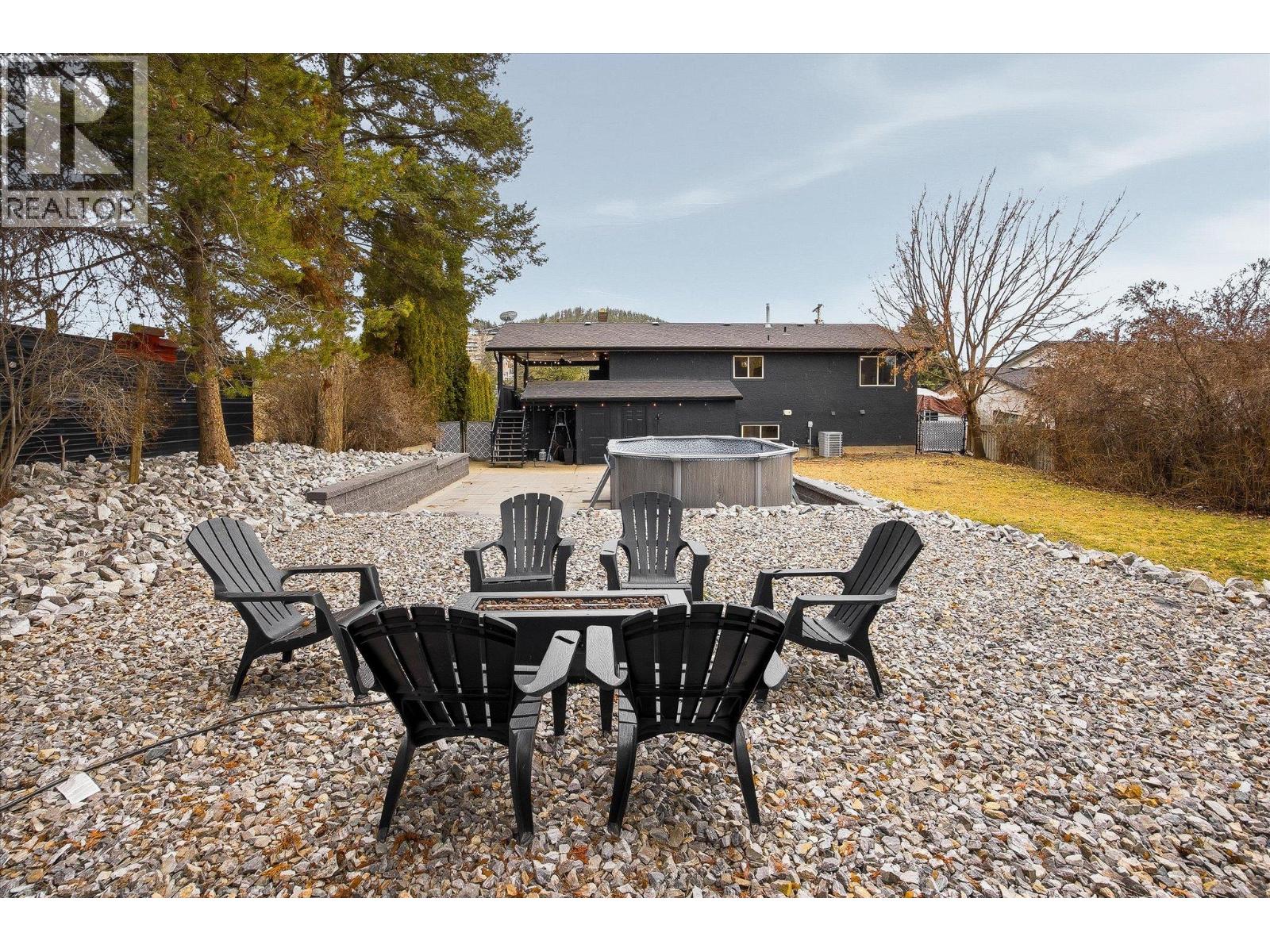 1492 FOREST AVENUE - 43