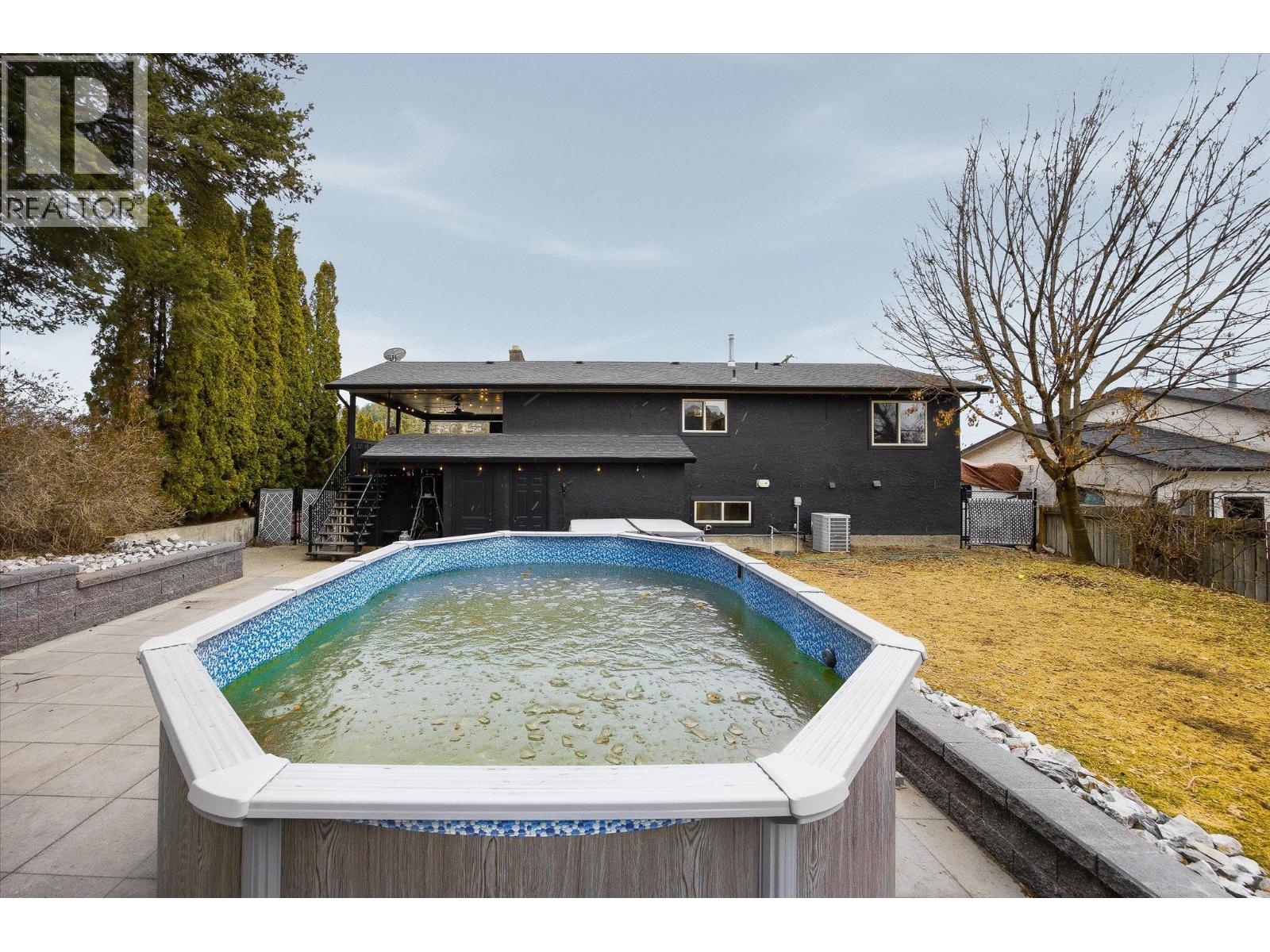 1492 FOREST AVENUE - 39