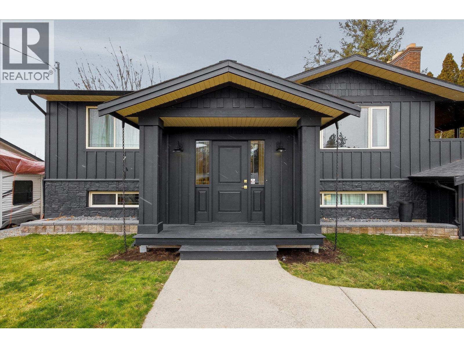 1492 FOREST AVENUE - 7