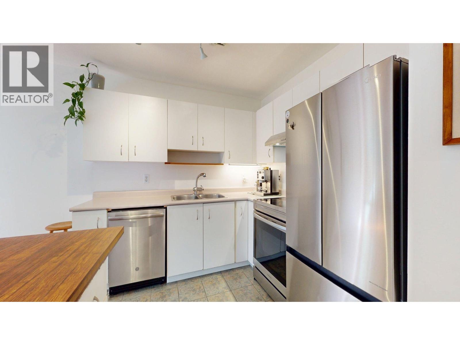 32 39920 GOVERNMENT ROAD, Squamish