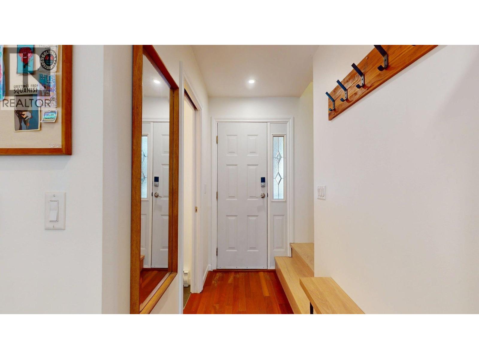 32 39920 GOVERNMENT ROAD, Squamish