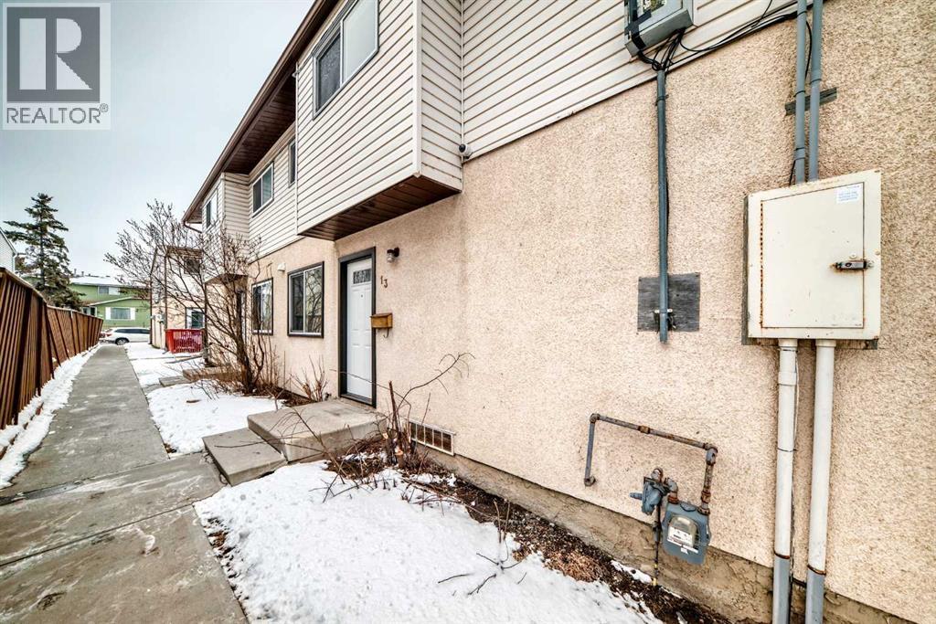 Single Family House for Sale in    Avenue SE Forest Heights Calgary 