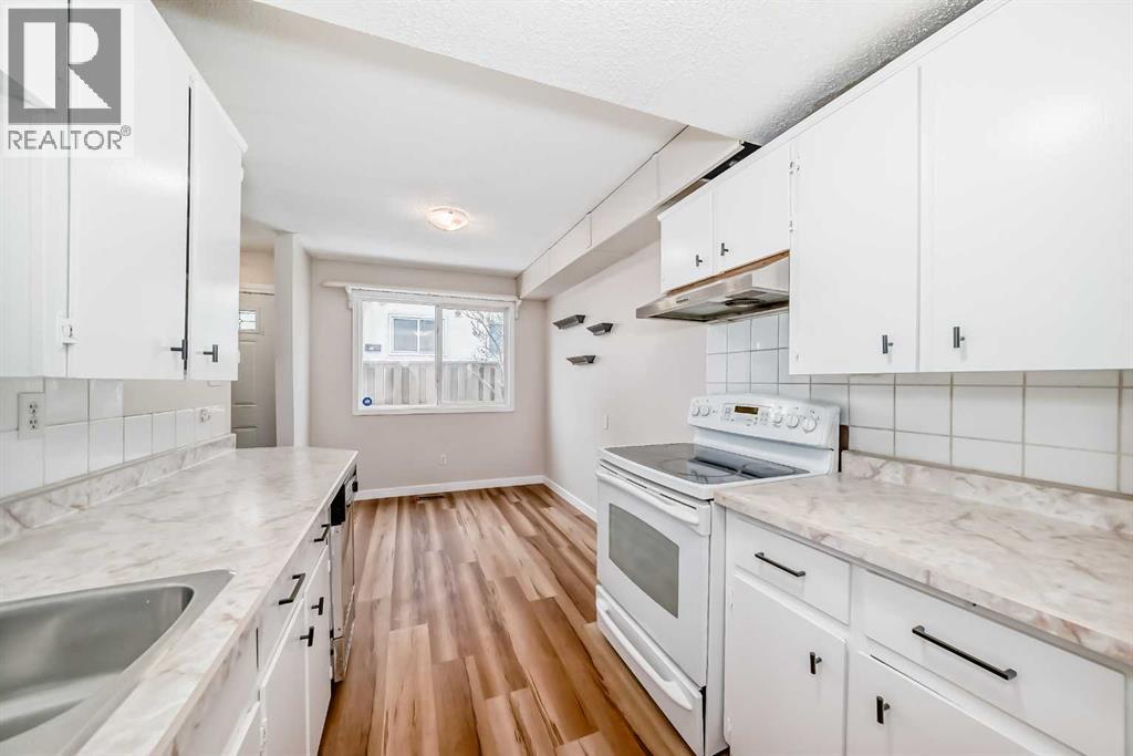 Single Family House for Sale in    Avenue SE Forest Heights Calgary 