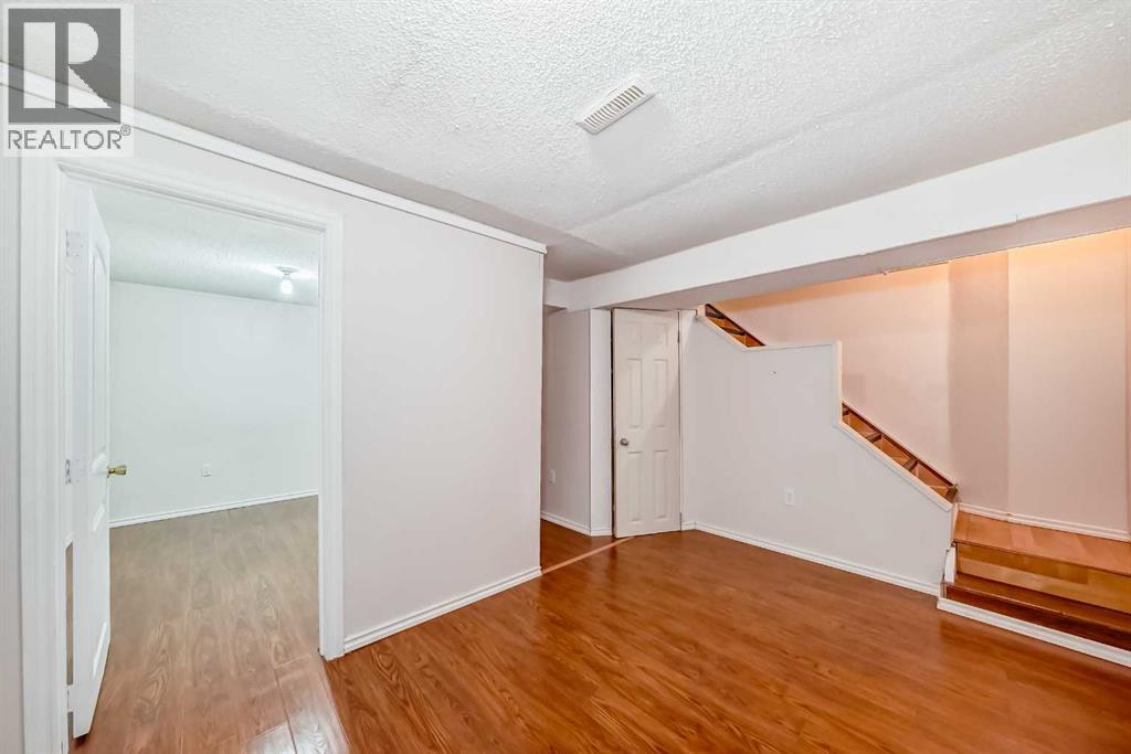 Single Family House for Sale in    Avenue SE Forest Heights Calgary 