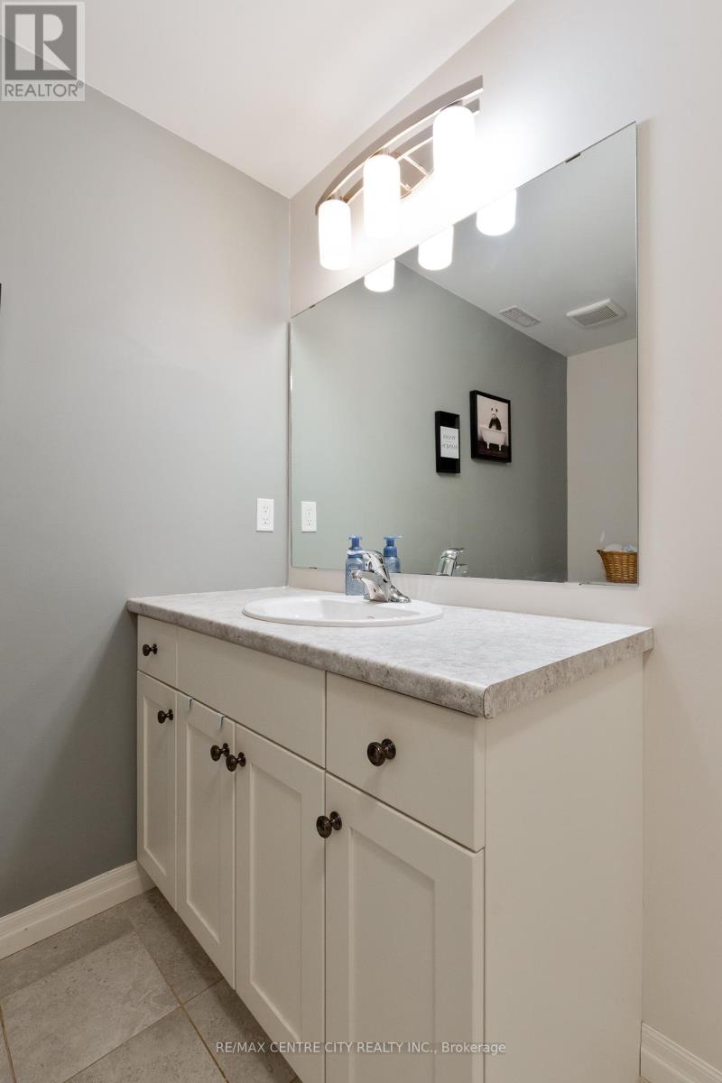 24 RENAISSANCE DRIVE Property Photo