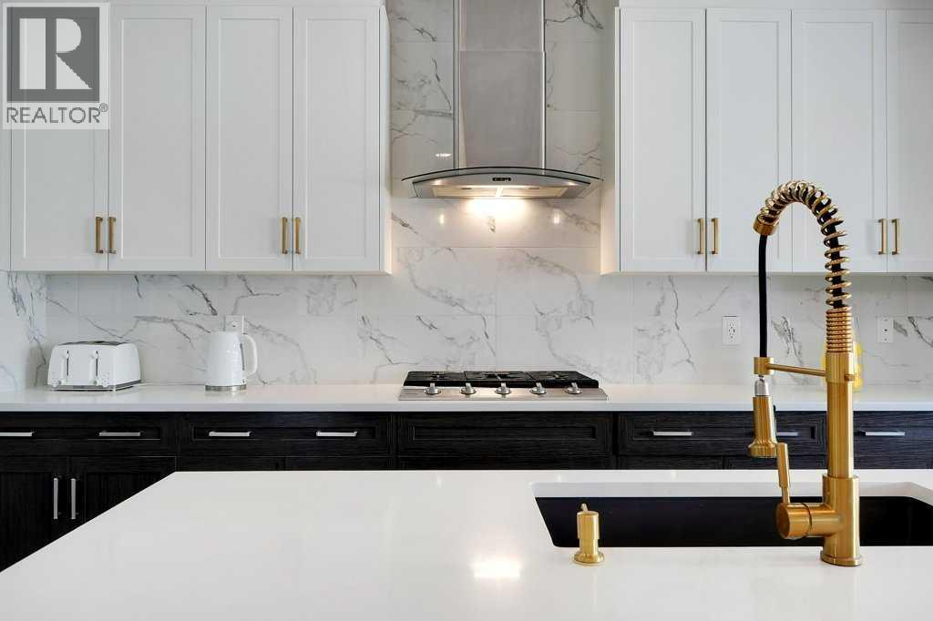 Single Family House for Sale in  Evansfield Close NW Evanston Calgary 