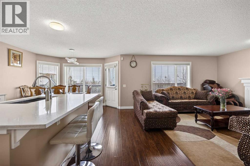 Single Family House for Sale in  Evansmeade Circle N Evanston Calgary 