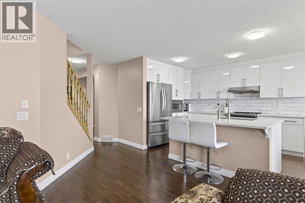 Single Family House for Sale in  Evansmeade Circle N Evanston Calgary 