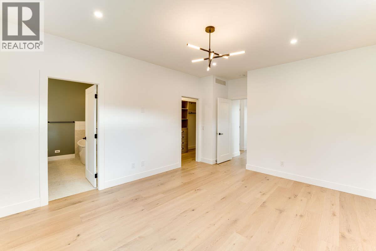  278 Summer Wood Drive, Kelowna