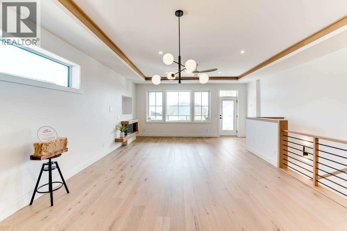  278 Summer Wood Drive, Kelowna