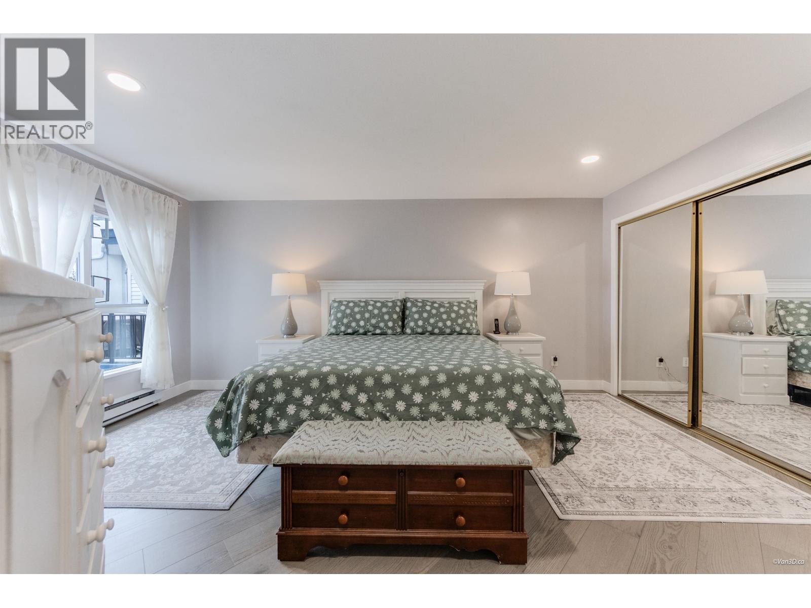 #308-4955 RIVER Road, Delta