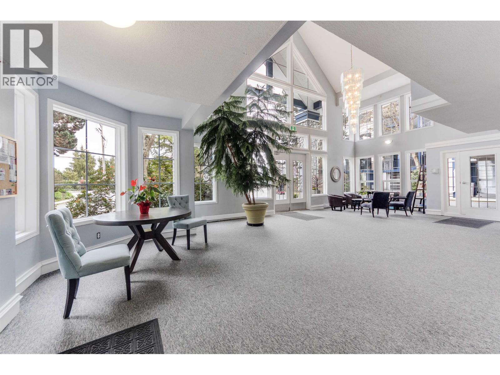 #308-4955 RIVER Road, Delta