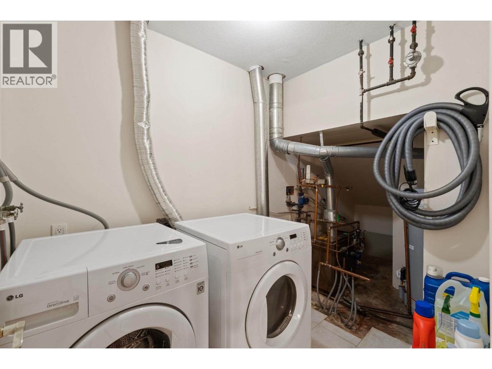 #27-7695 ST. ALBANS Road, Richmond