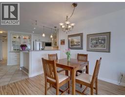 205 5470 Inlet Avenue, Sechelt, BC V7Z0H4 Photo 11