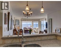 205 5470 Inlet Avenue, Sechelt, BC V7Z0H4 Photo 18