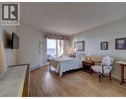 205 5470 Inlet Avenue, Sechelt, BC V7Z0H4 Photo 19