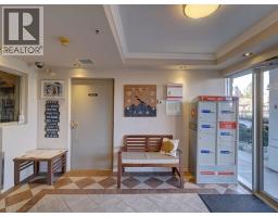 205 5470 Inlet Avenue, Sechelt, BC V7Z0H4 Photo 32