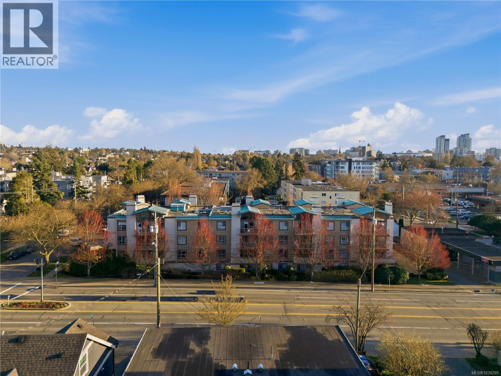 #207 1055 HILLSIDE AVE - 37