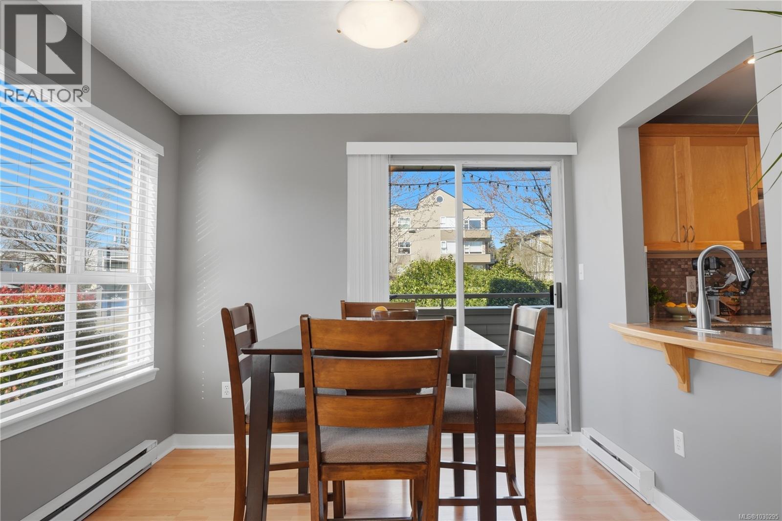 #207 1055 HILLSIDE AVE - 5