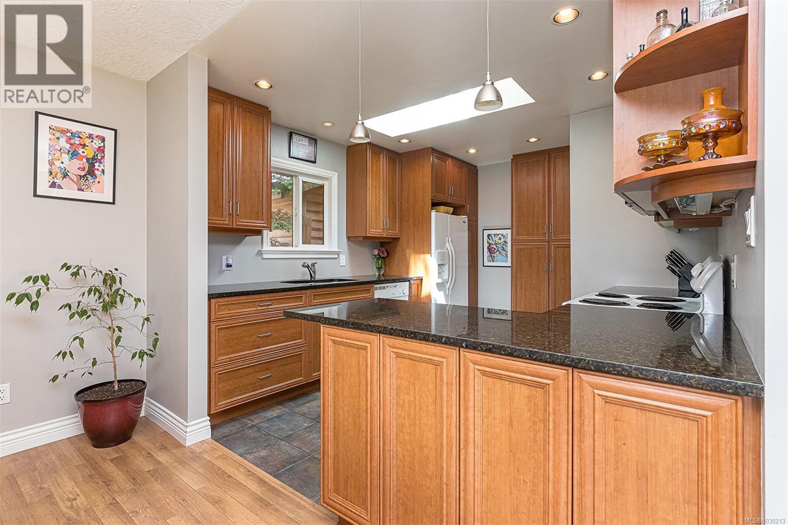 #A 614 EVANS DR - 19