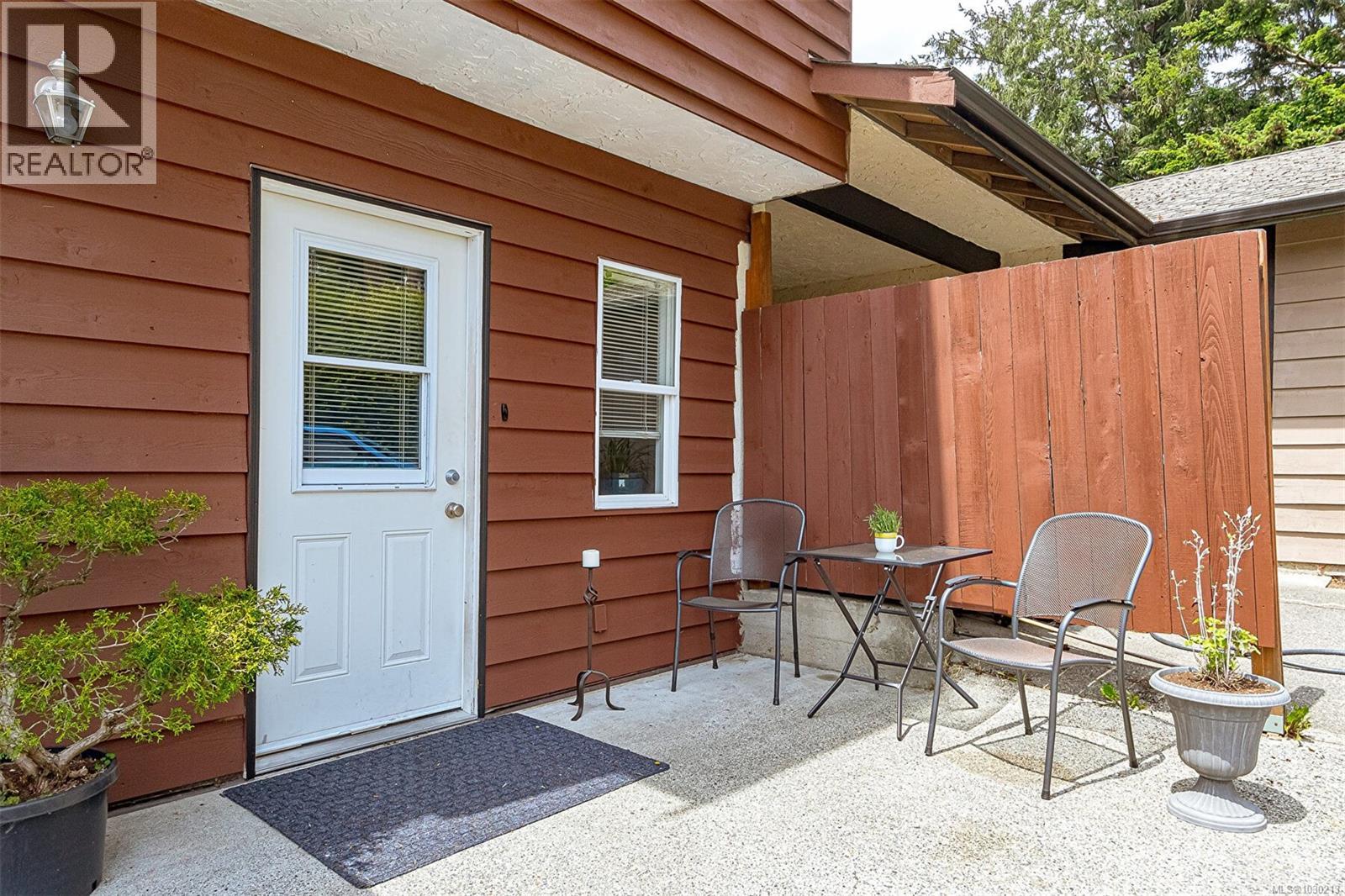 #A 614 EVANS DR - 32