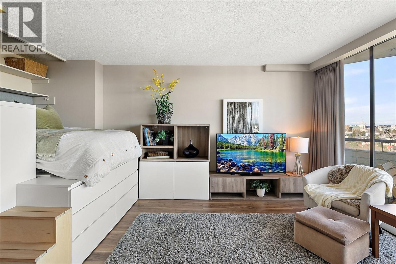 1708 620 Toronto St, Victoria