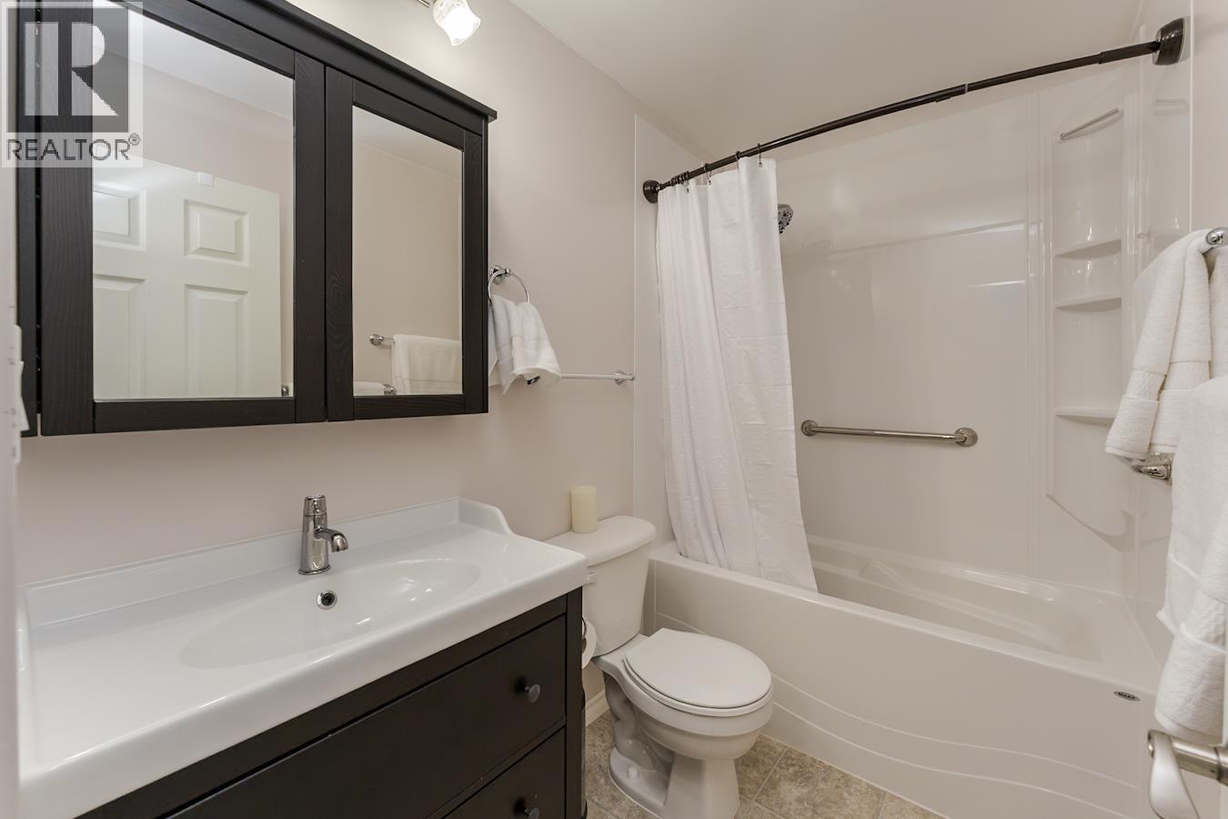 5904 OXFORD PLACE - 10