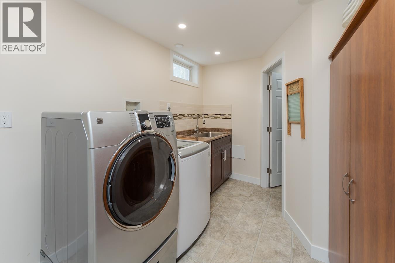 5904 OXFORD PLACE - 19