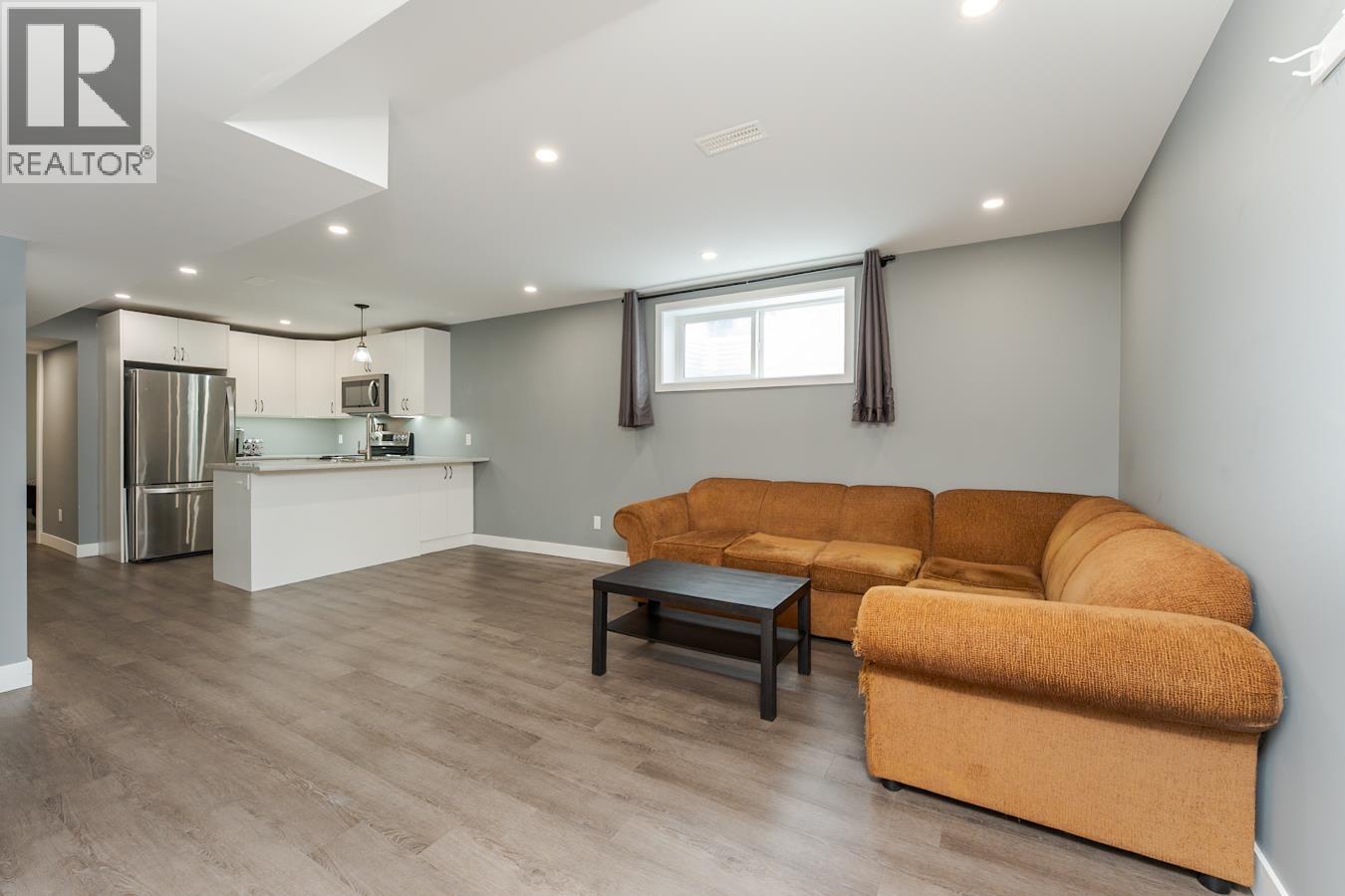 5904 OXFORD PLACE - 16