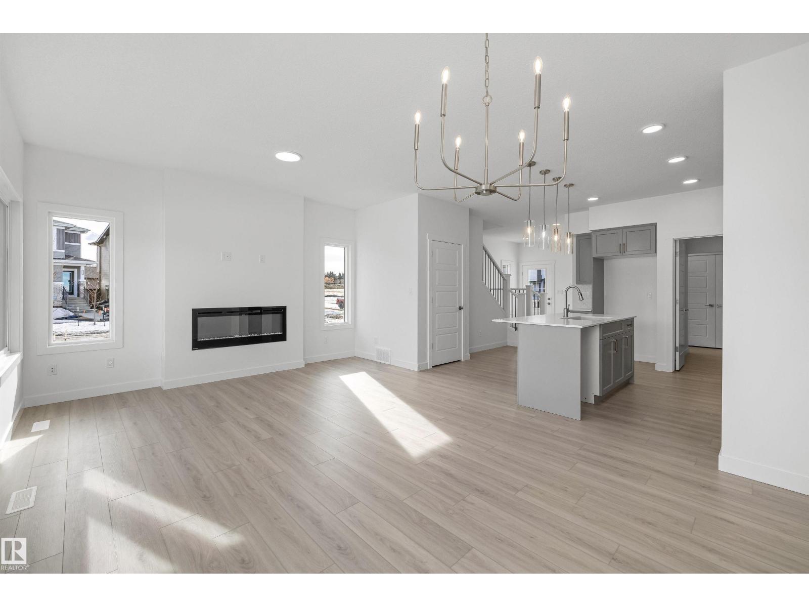 4503 Warbler LO NW - 16