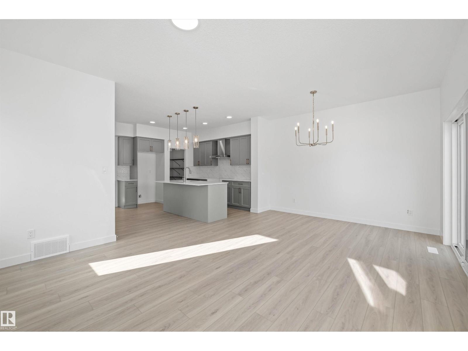 4503 Warbler LO NW - 20