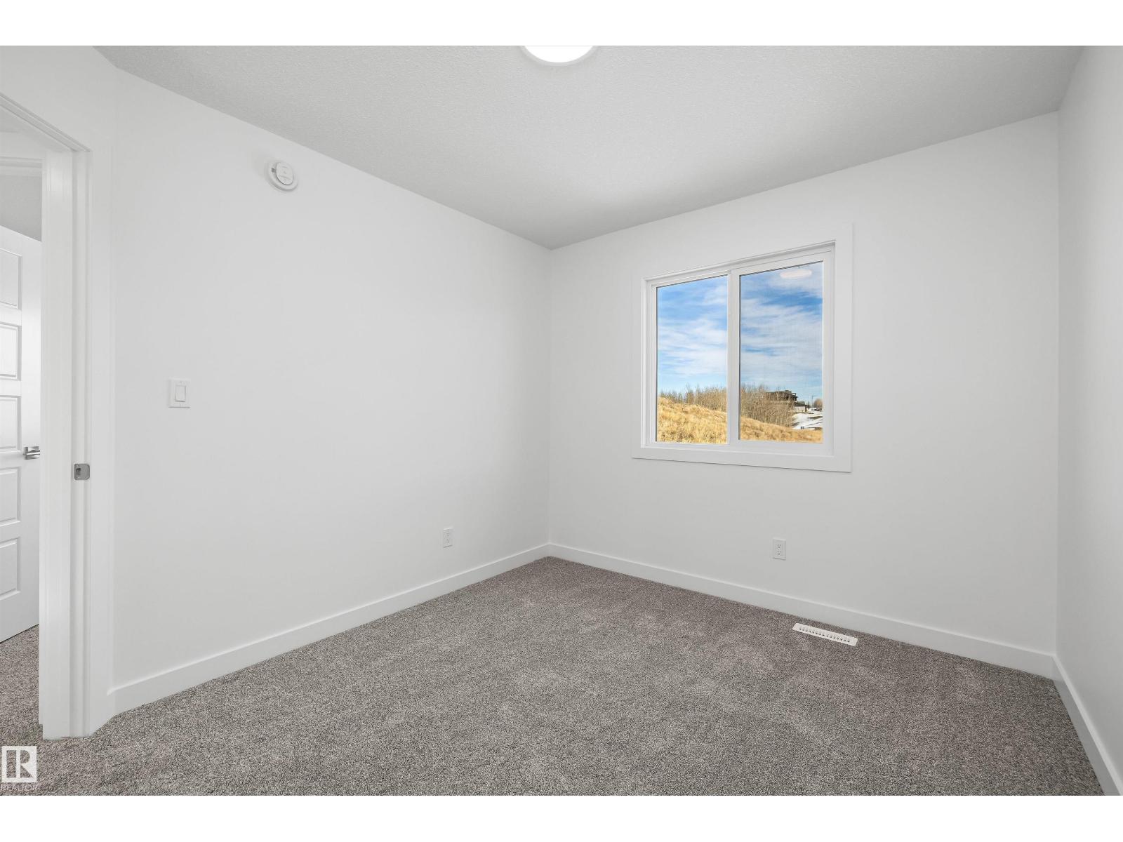 4503 Warbler LO NW - 31