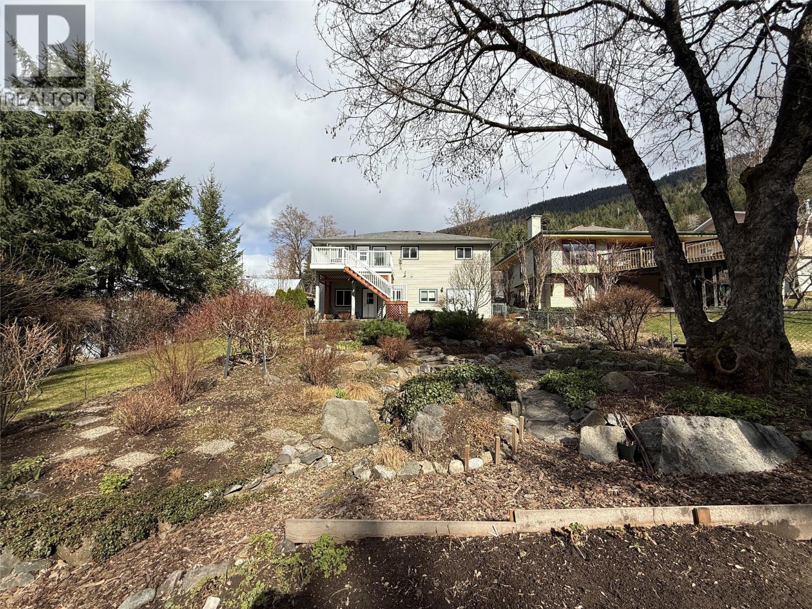 2108 Falls Street, Nelson