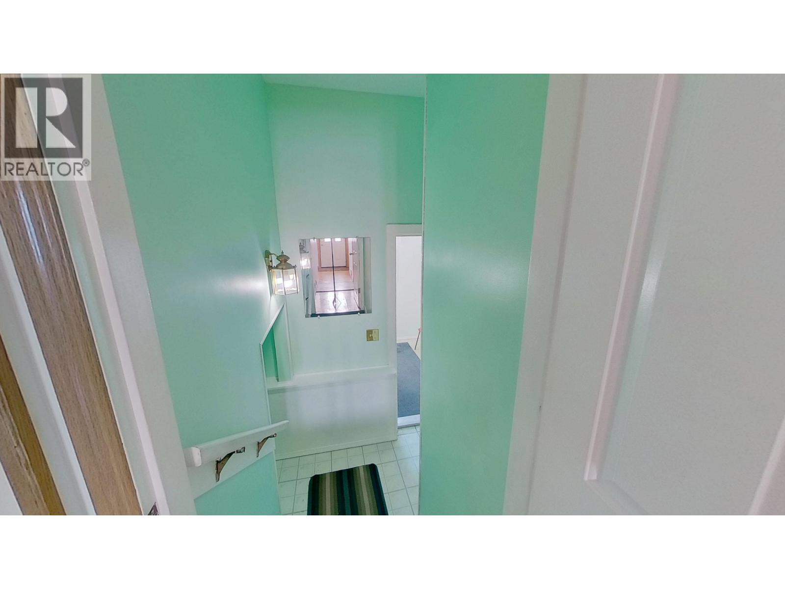 8112-8116 95 AVENUE - 12