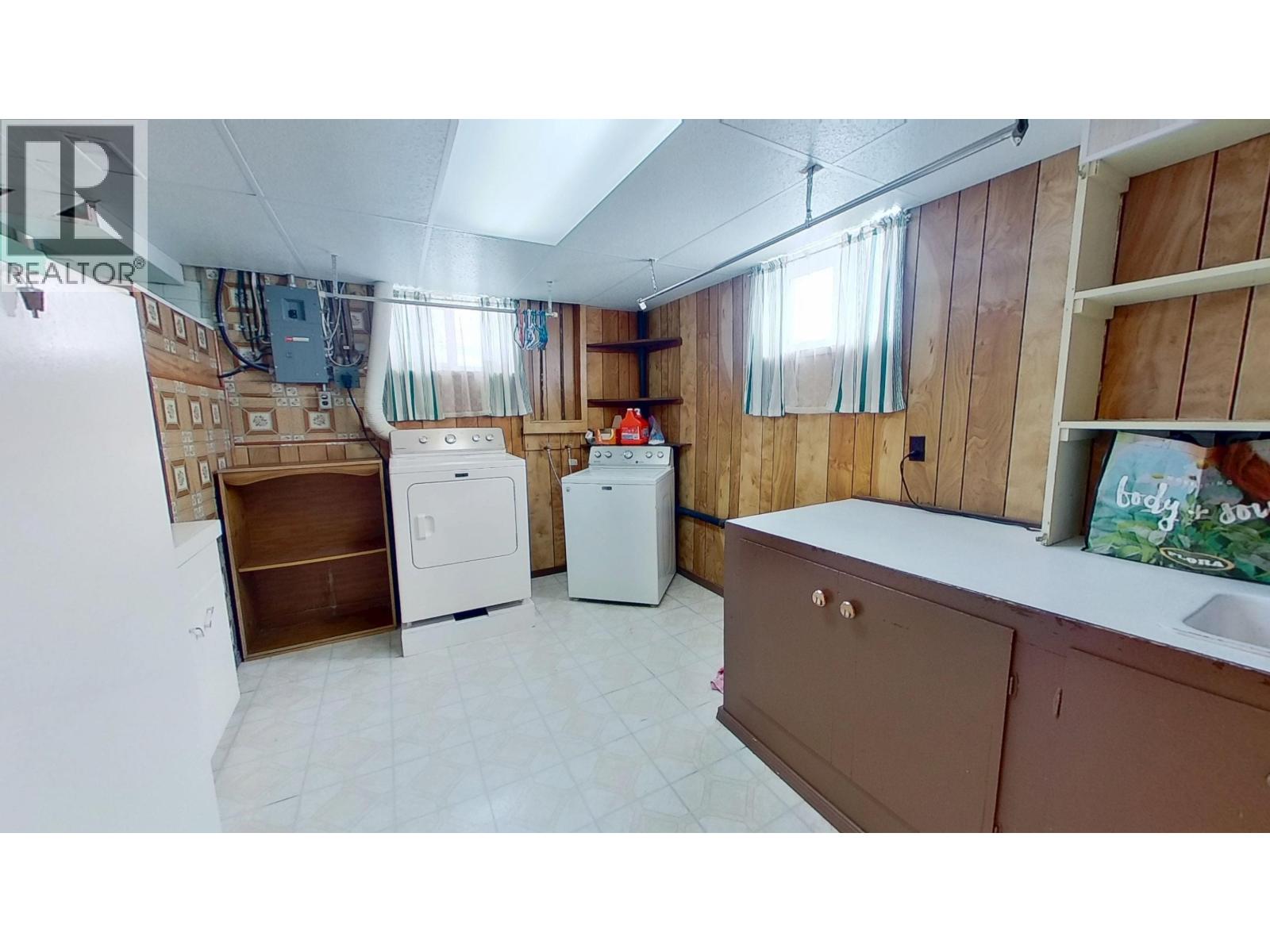 8112-8116 95 AVENUE - 19