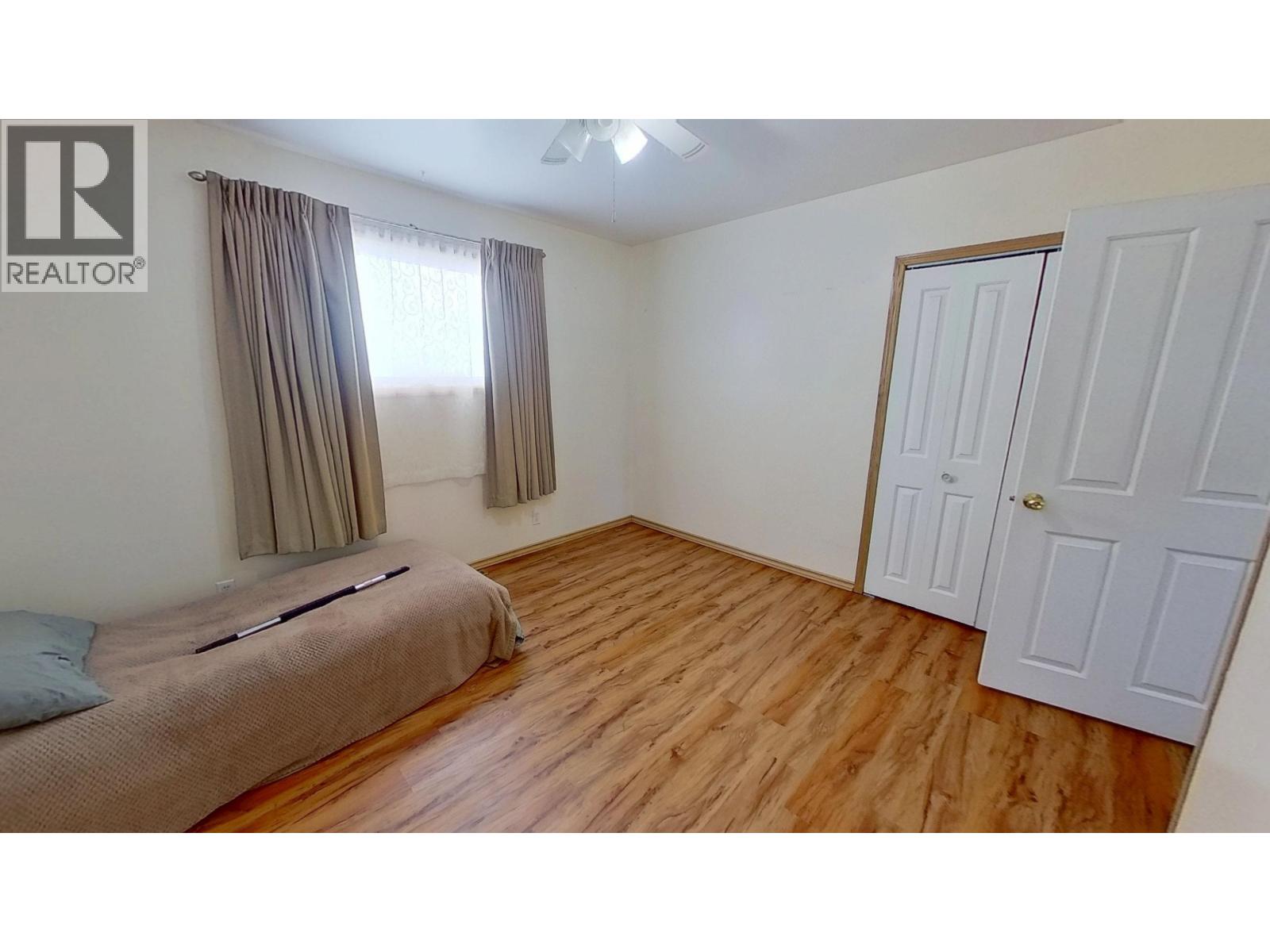 8112-8116 95 AVENUE - 18