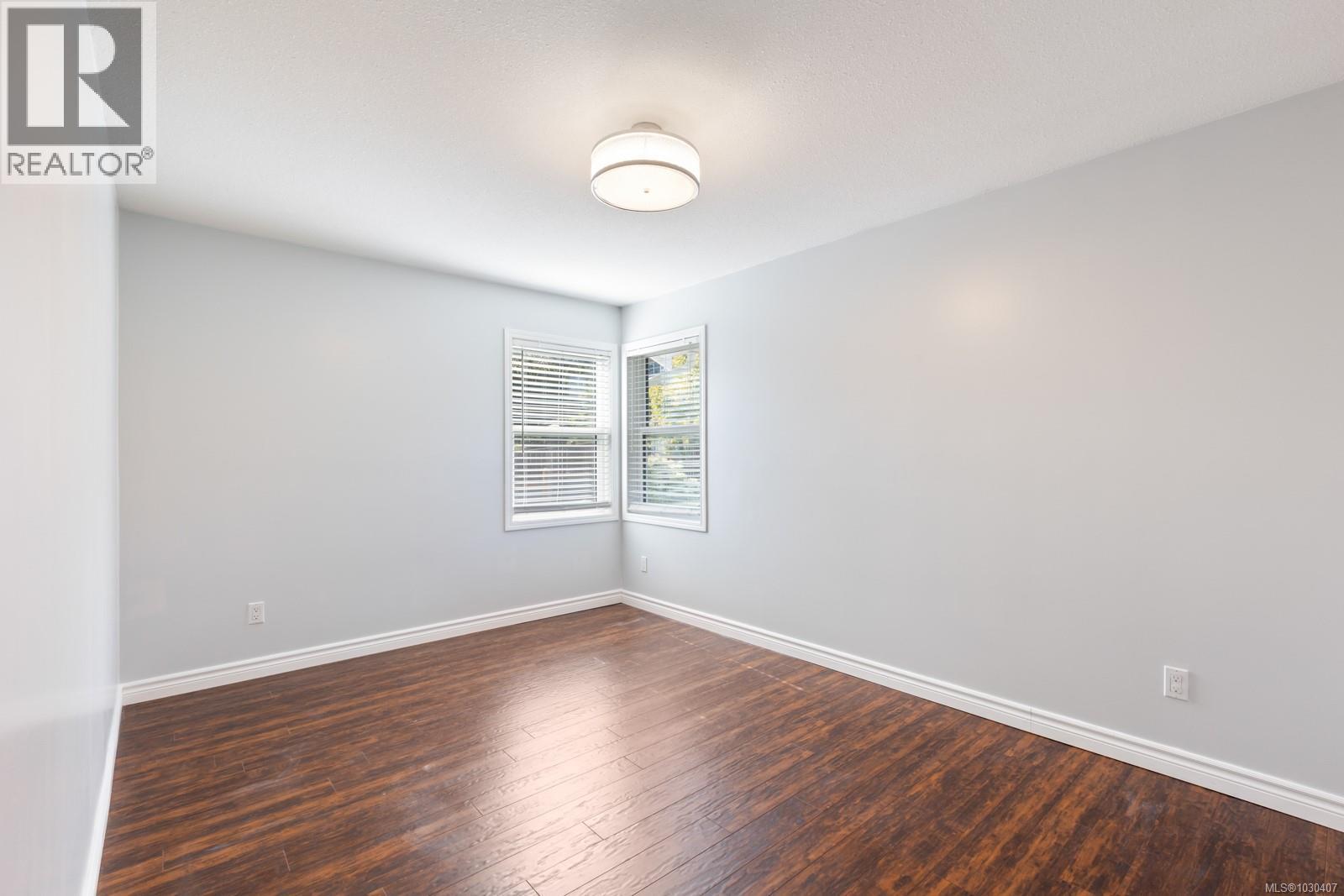392 Carnegie St - 15