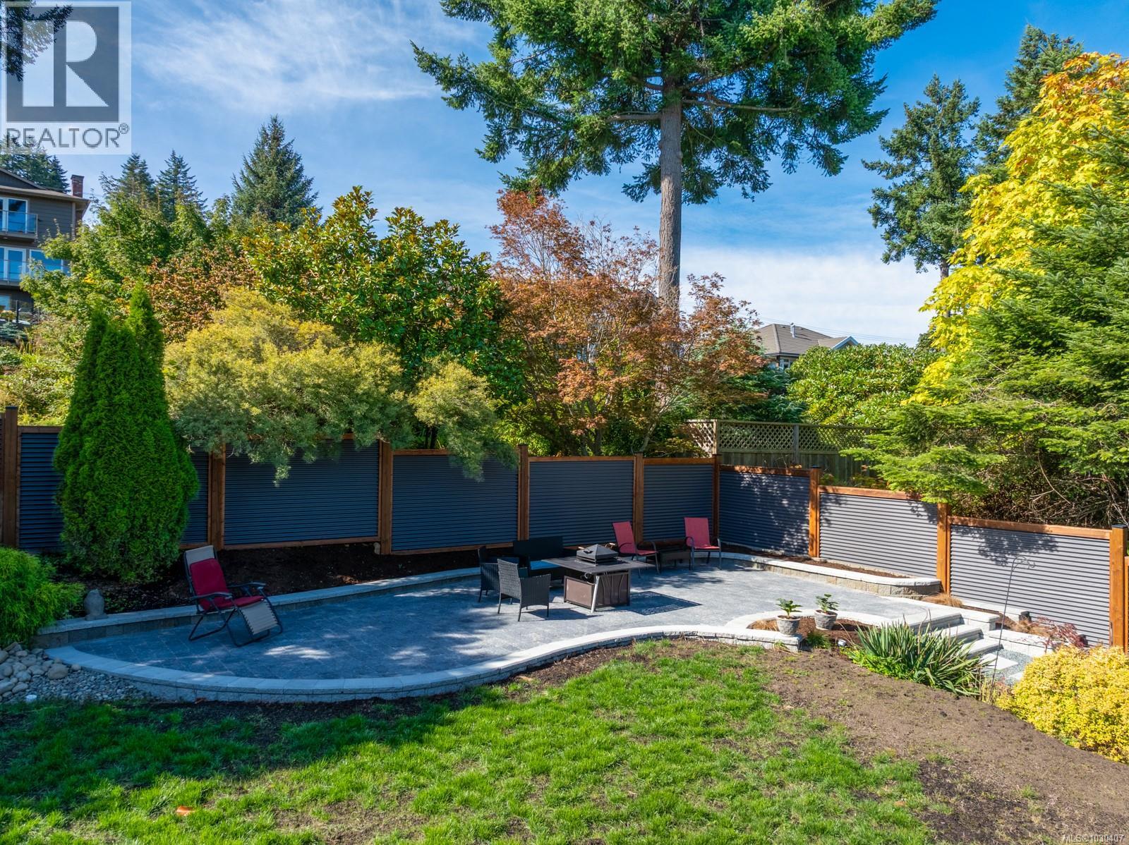 392 CARNEGIE ST - 22