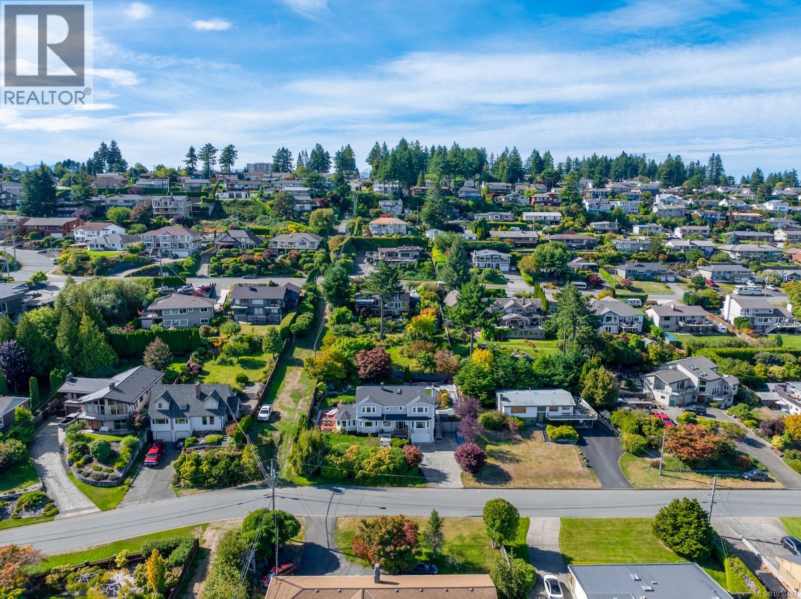 392 CARNEGIE ST - 28