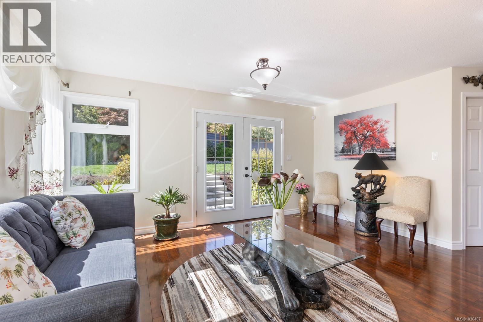 392 CARNEGIE ST - 47