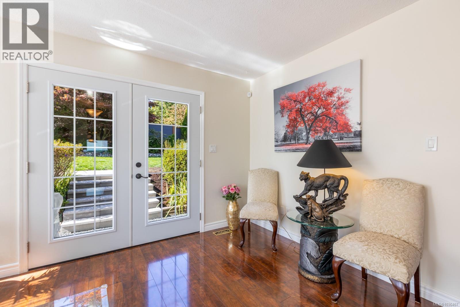 392 CARNEGIE ST - 48