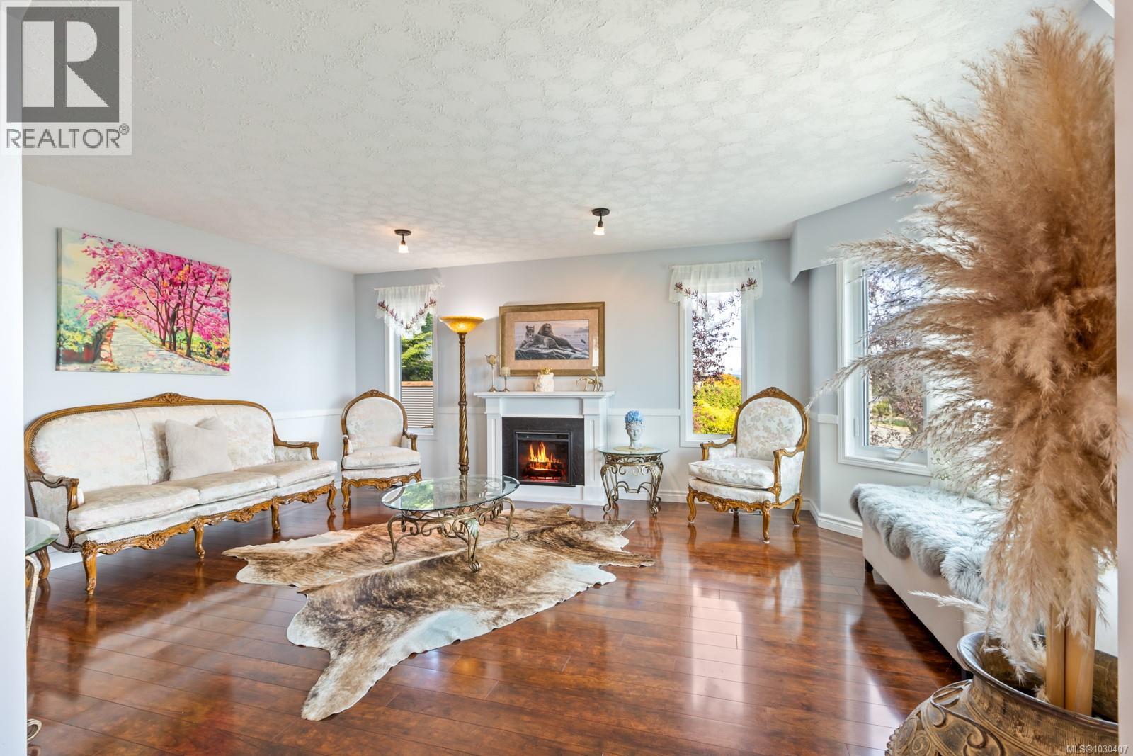 392 Carnegie St - 6