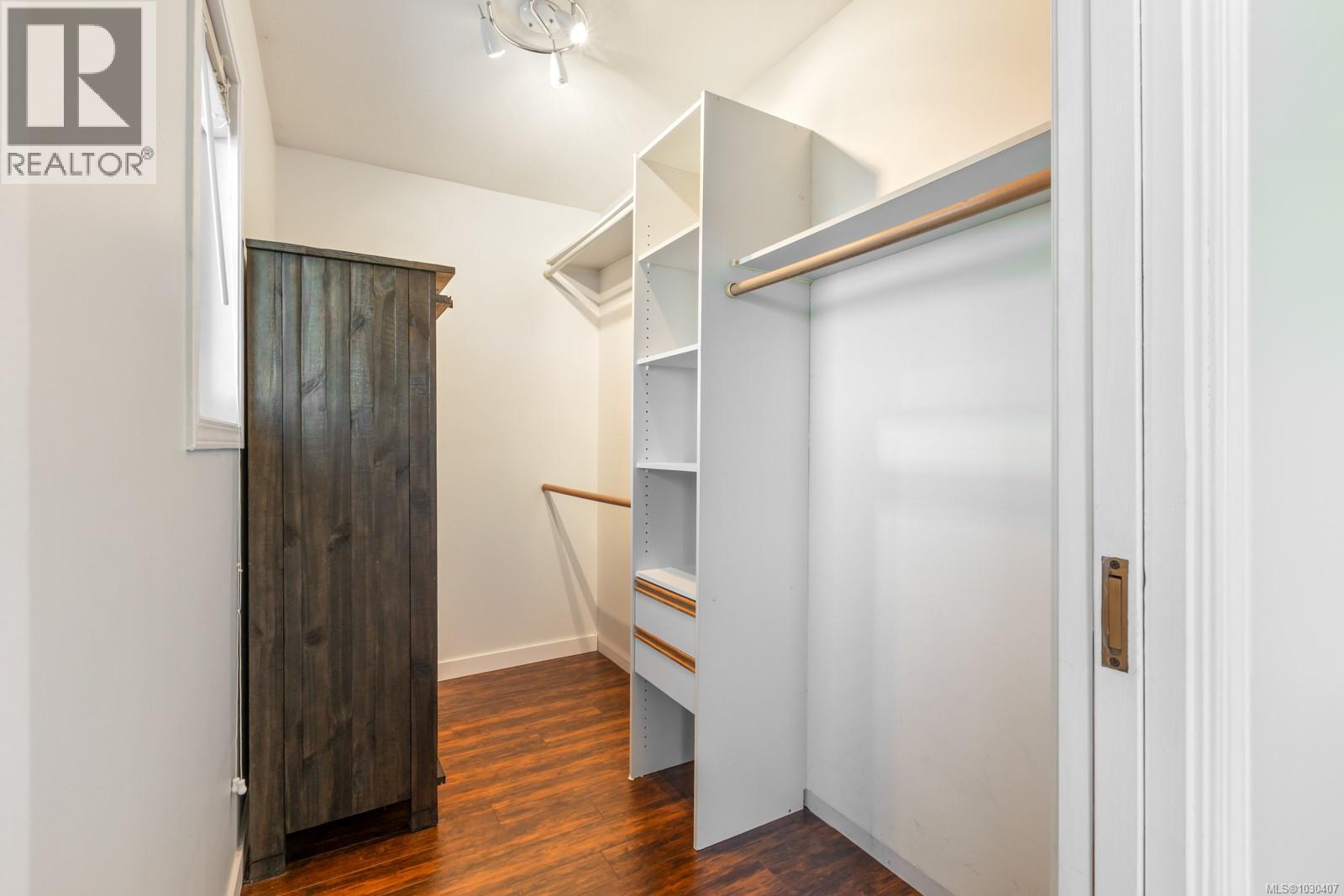 392 Carnegie St - 62