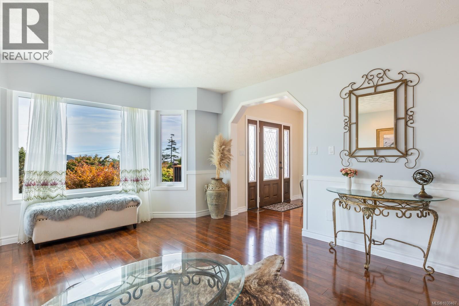 392 Carnegie St - 7