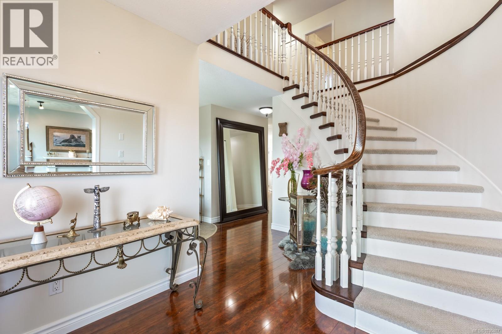 392 Carnegie St - 8