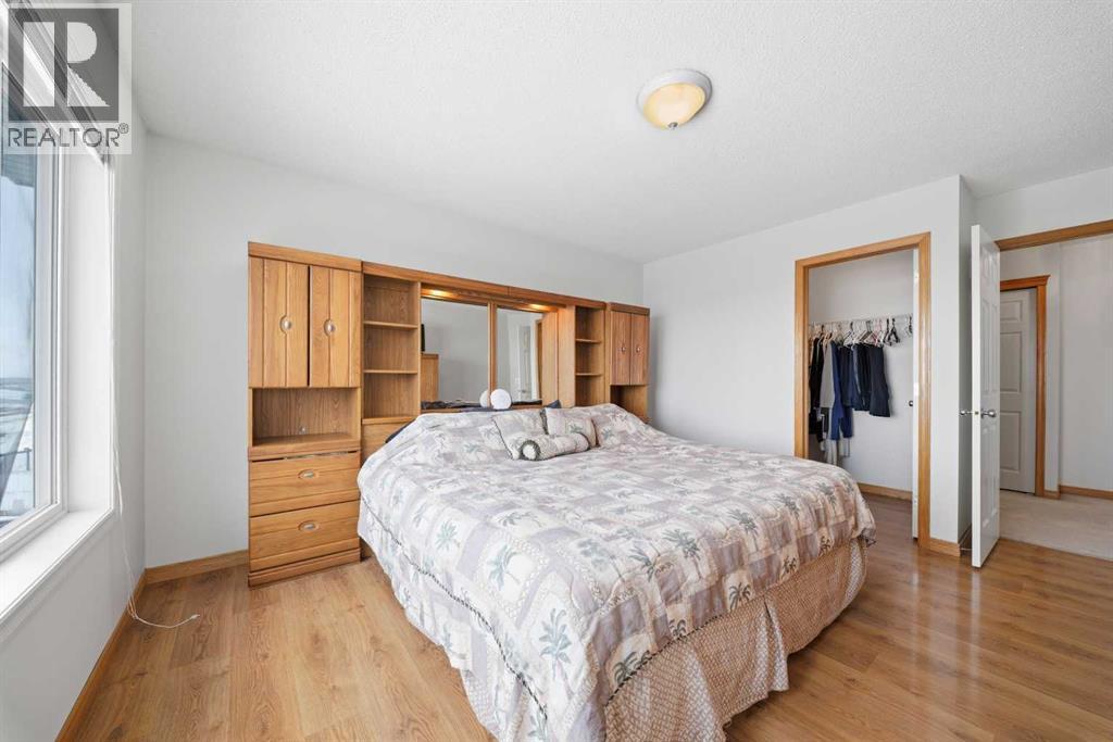 154 Hidden Hills Terrace NW, Calgary, Alberta