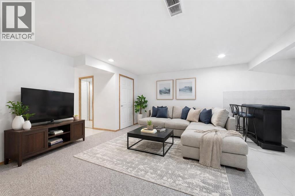 Single Family House for Sale in  Hidden Hills Terrace NW Hidden Valley Calgary 